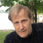 Jeff Daniels takes the Ice Bucket Challenge